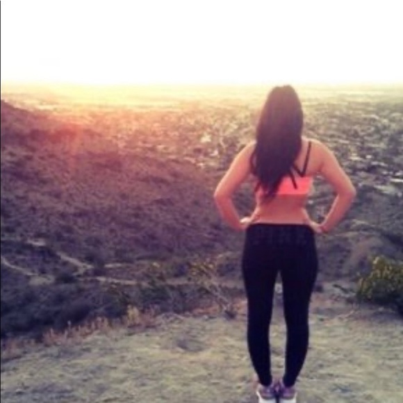 Meet your Posher, Amber - Picture 1 of 1